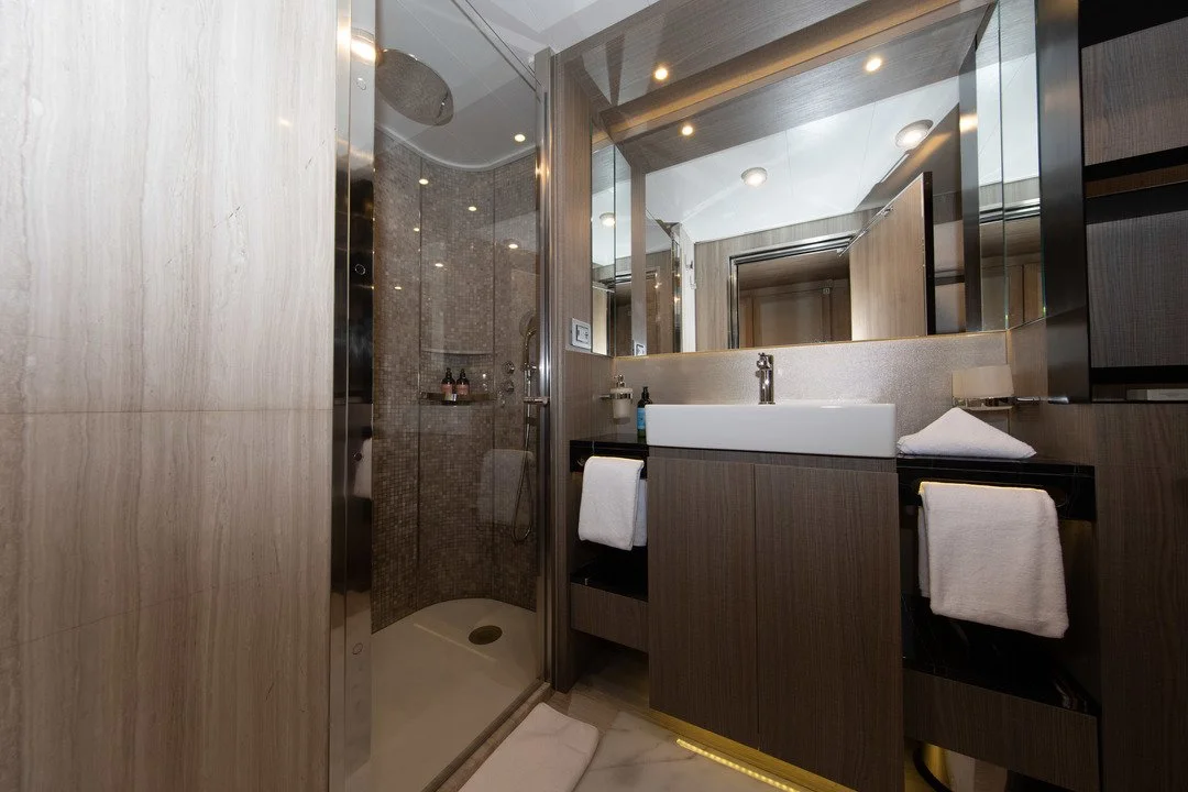 04-world-explorer-world-explorer-02