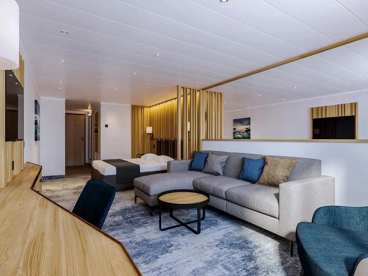 16-ultramarine-ultramarine-25