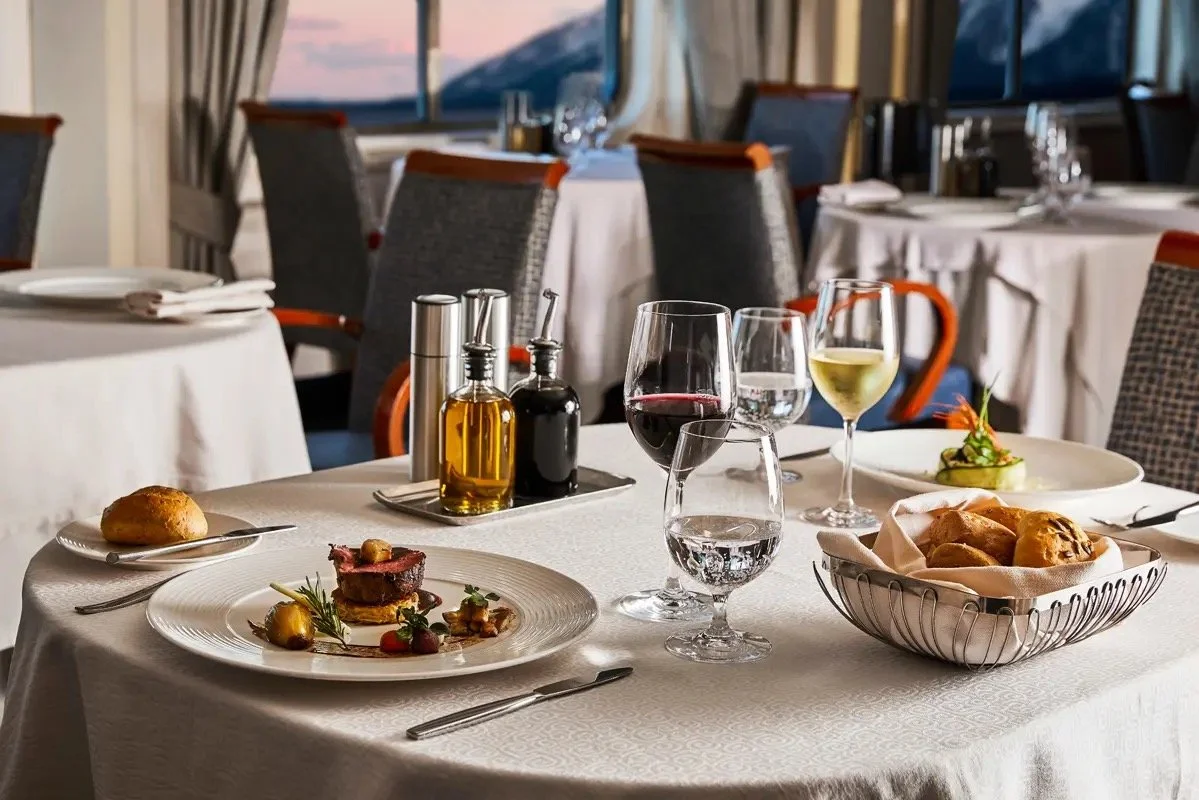 21-silver-cloud-silver-cloud-19