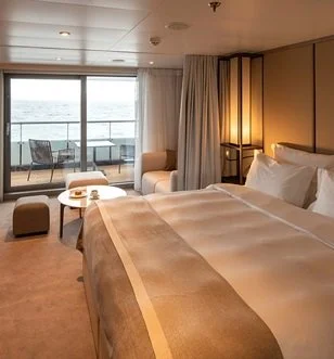 24-scenic-eclipse-ii-scenic-eclipse-ii-07