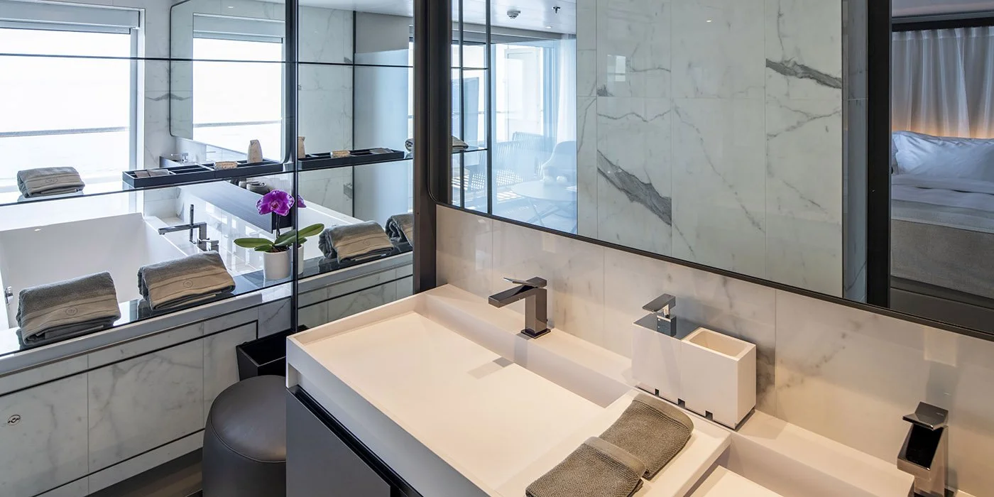 24-scenic-eclipse-ii-scenic-eclipse-ii-12