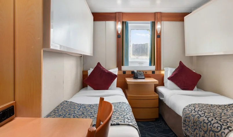 29-ocean-endeavour-ocean-endeavour-04