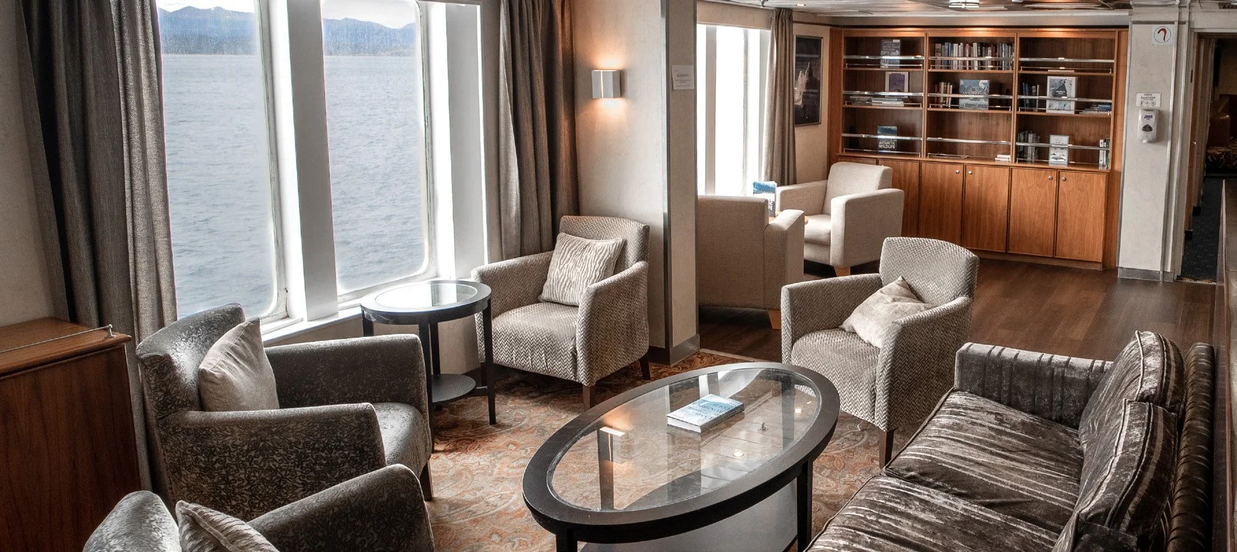 29-ocean-endeavour-ocean-endeavour-08