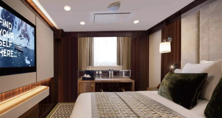 30-world-voyager-world-voyager-17