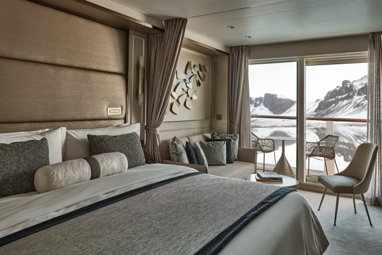 32-silver-endeavour-silver-endeavour-52