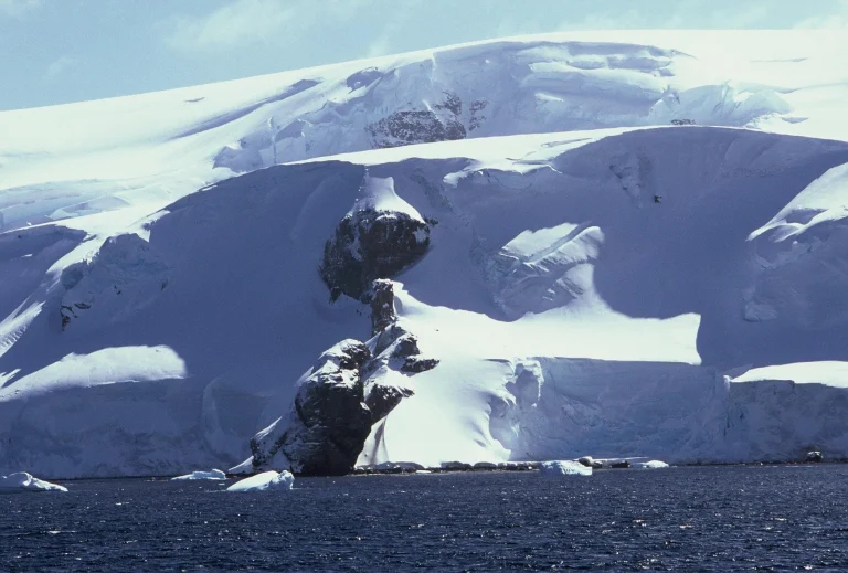 antarcticpeninsulaspots-21