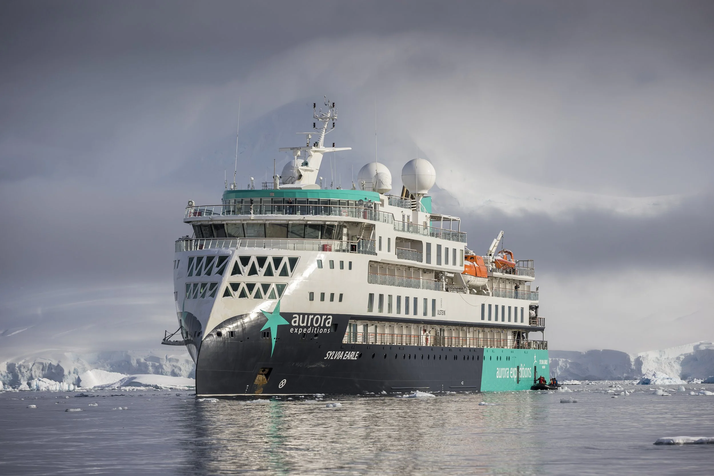 Sylvia Earle 曦珥號